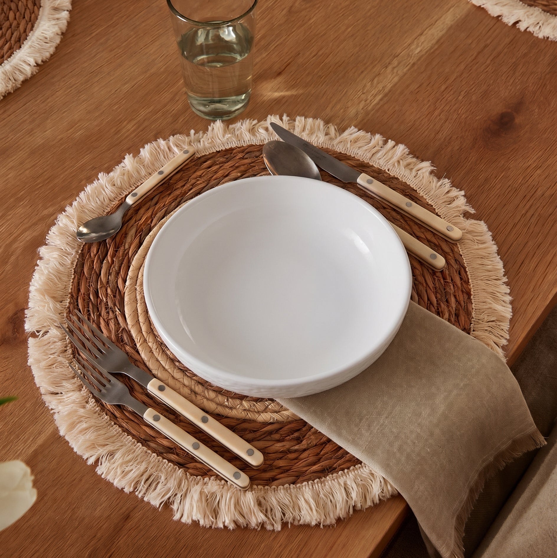 Natural placemat set