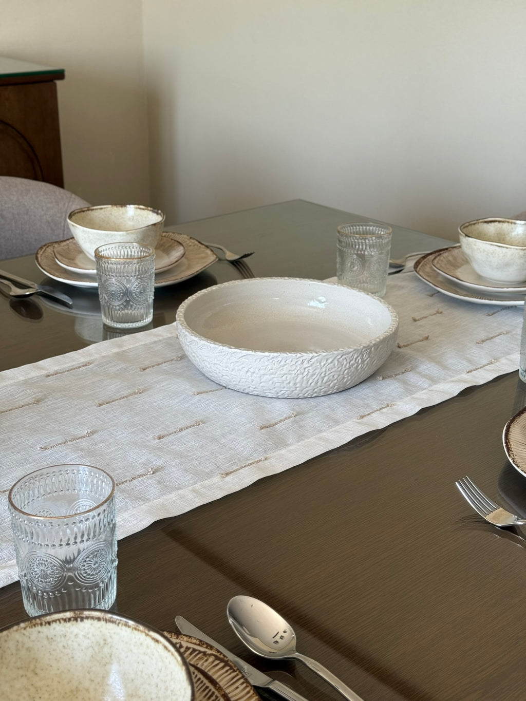 linen blend table runner