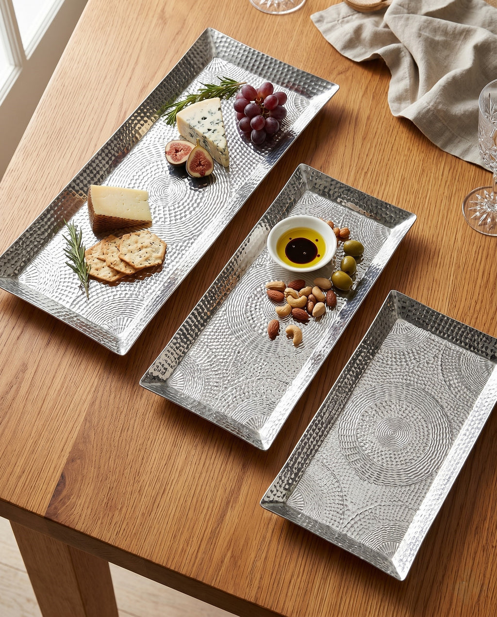 The Halo Tray Set